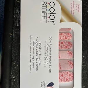 Color Street nail polish strips